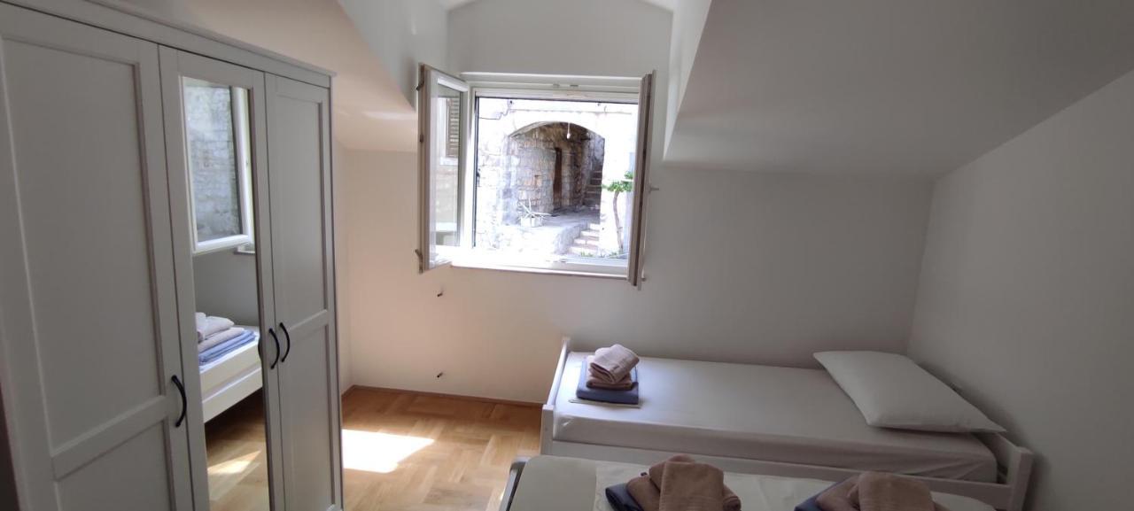 Luxury City Centre Apartment With Stunning View Omis Exterior photo
