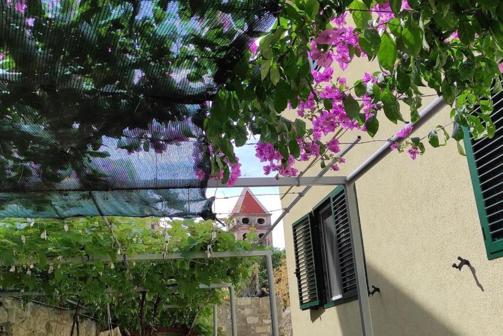 Luxury City Centre Apartment With Stunning View Omis Exterior photo