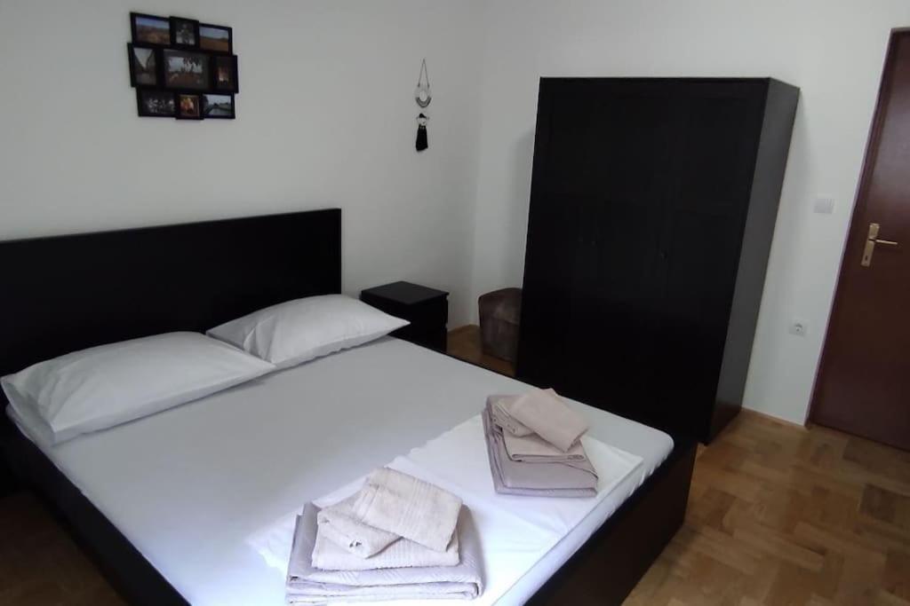 Luxury City Centre Apartment With Stunning View Omis Exterior photo