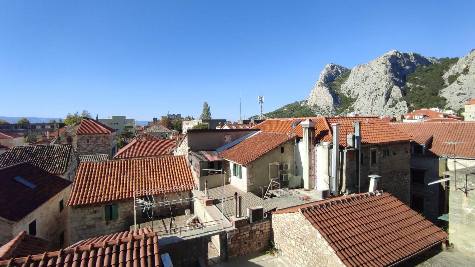 Luxury City Centre Apartment With Stunning View Omis Exterior photo